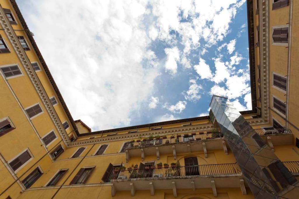Discover The Pantheon From The Berardi Studio Flat Dış mekan fotoğraf